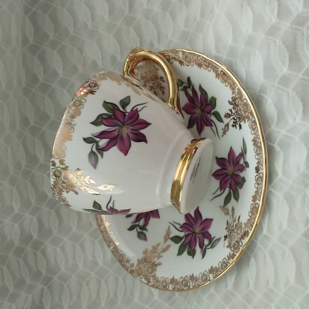 Vintage Fine Bone China Royal Trent - Staffordshire England - A42 - Picture 2 of 7